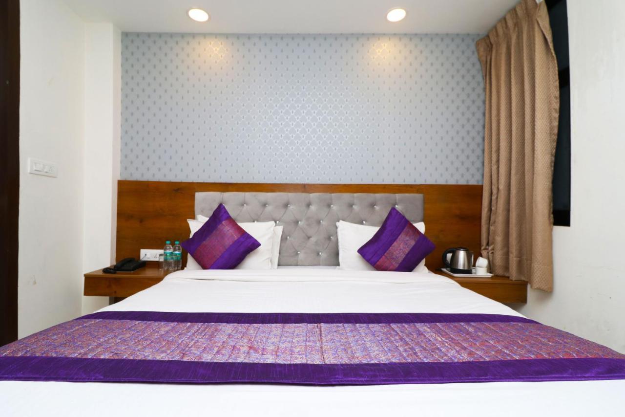 Hotel Belwood Suites - Near New Delhi Airport Εξωτερικό φωτογραφία