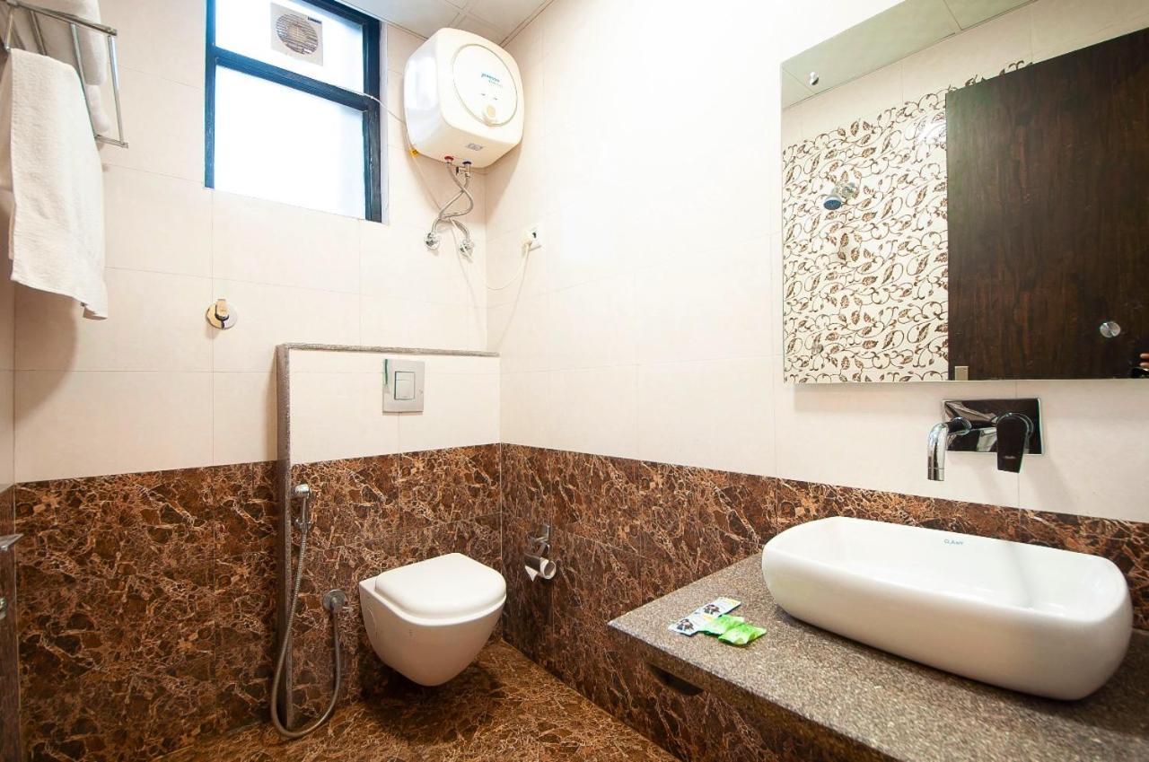 Hotel Belwood Suites - Near New Delhi Airport Εξωτερικό φωτογραφία